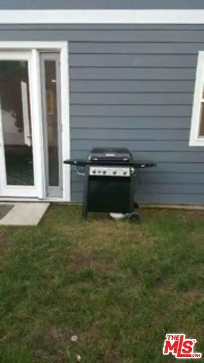 Van Nuys, CA 91406,7311 Gaviota ST