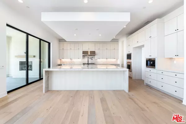 Porter Ranch, CA 91326,11770 N Hillsborough LN