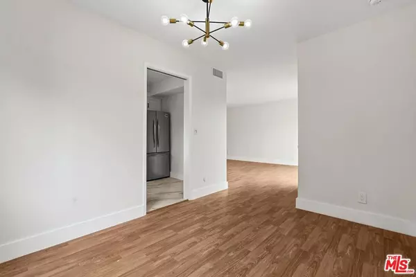 West Hollywood, CA 90046,1031 N Laurel AVE #6
