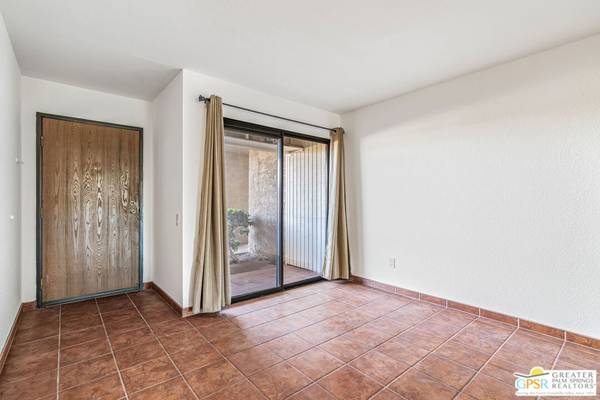 Palm Springs, CA 92262,675 N Los Felices CIR #110