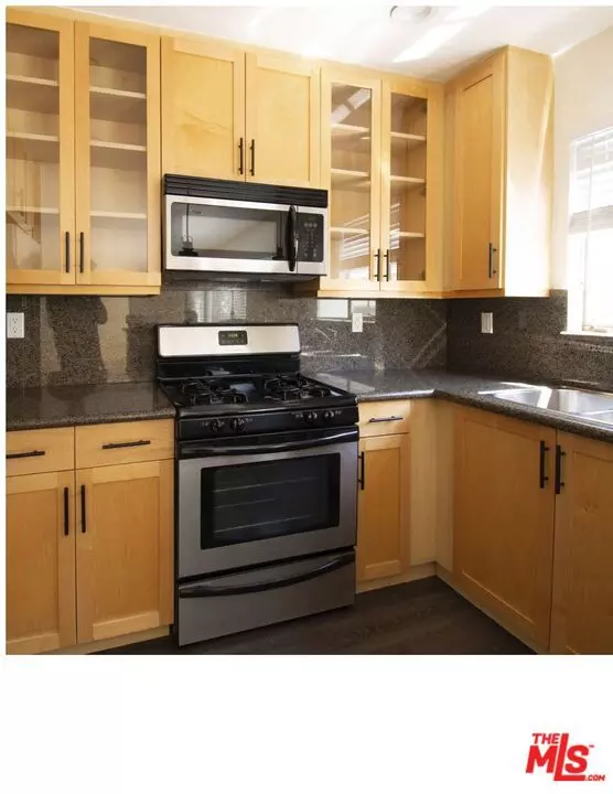 Beverly Hills, CA 90212,435 S Palm DR #5