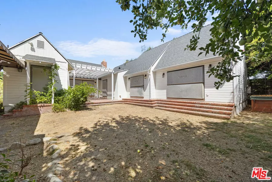 Valley Village, CA 91607
