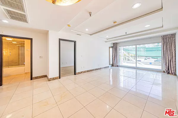 Los Angeles, CA 90005,702 S Serrano AVE #504