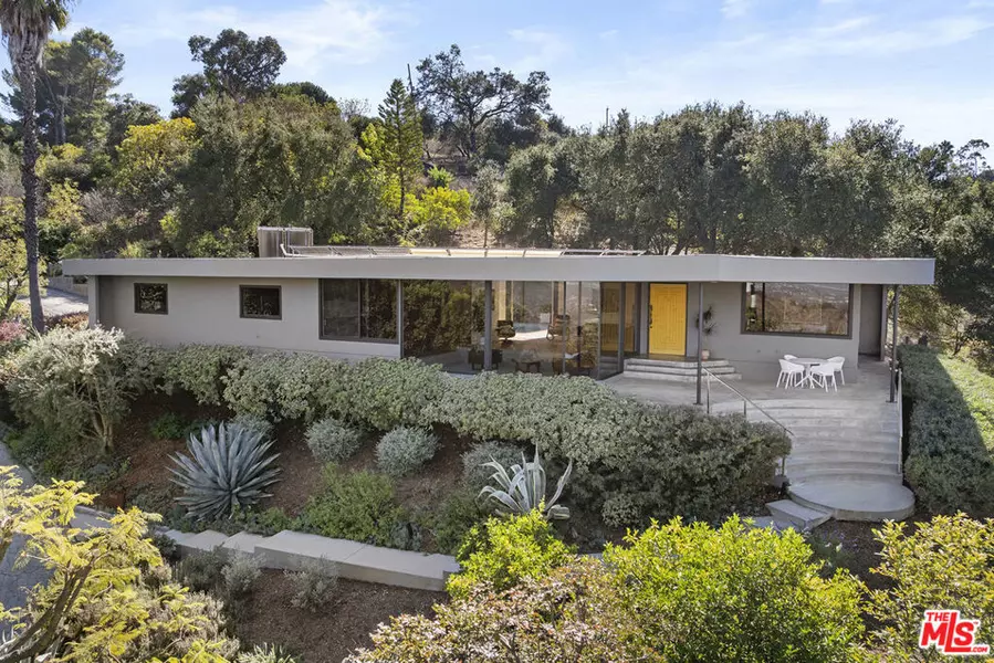 14513 Mulholland DR, Los Angeles, CA 90077