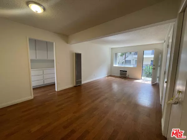 Los Angeles, CA 90029,1247 N Virgil AVE