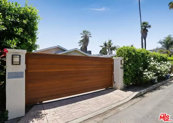 Sherman Oaks, CA 91403,15220 Valleyheart DR