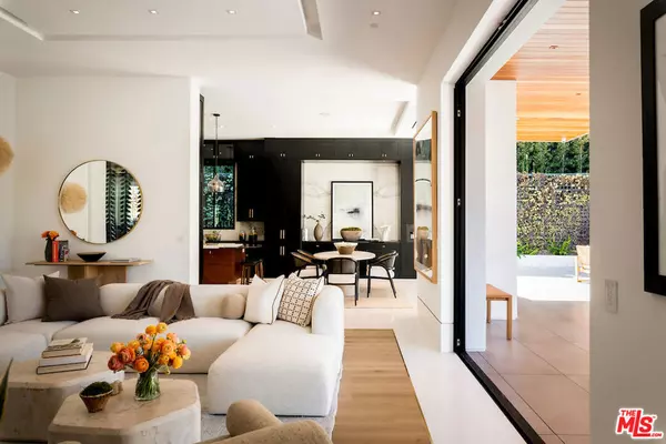 17335 Tramonto DR, Pacific Palisades, CA 90272