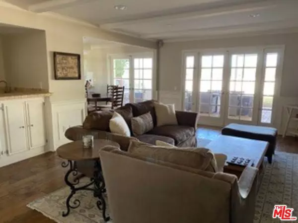 Los Angeles, CA 90077,2695 BASIL LN