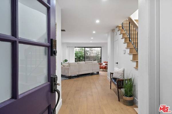 Santa Monica, CA 90404,1807 10th ST #3