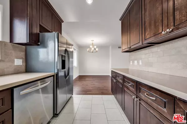 Studio City, CA 91604,4376 ETHEL AVE #301