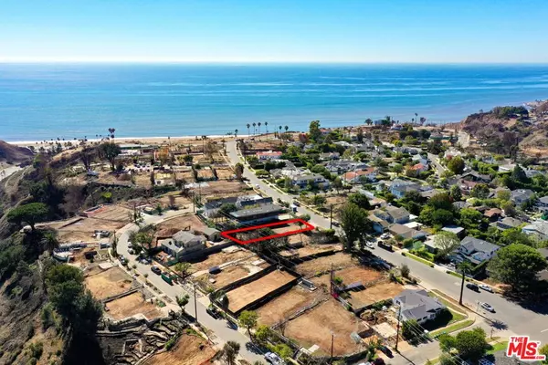 Pacific Palisades, CA 90272,516 El Medio AVE