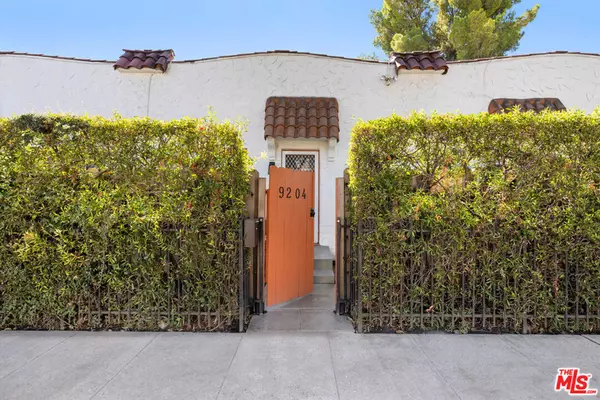 9204 National BLVD, Los Angeles, CA 90034