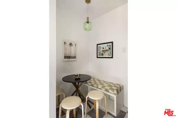 Los Angeles, CA 90034,9204 National BLVD