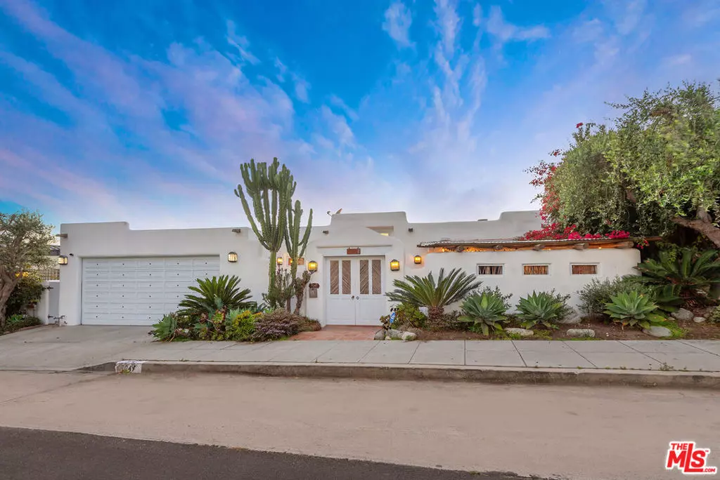 Playa Del Rey, CA 90293,7047 Vista Del Mar LN