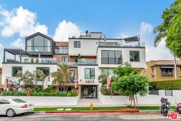 Los Angeles, CA 90069,1017 N Croft Ave #PH1