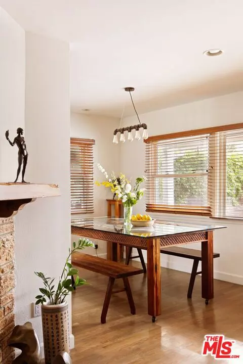 Venice, CA 90291,980 Vernon AVE