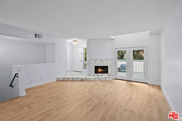 7904 Topanga Canyon BLVD #6, Canoga Park, CA 91304