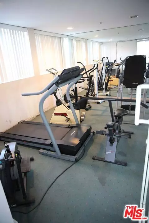 Los Angeles, CA 90004,4830 Elmwood AVE #203