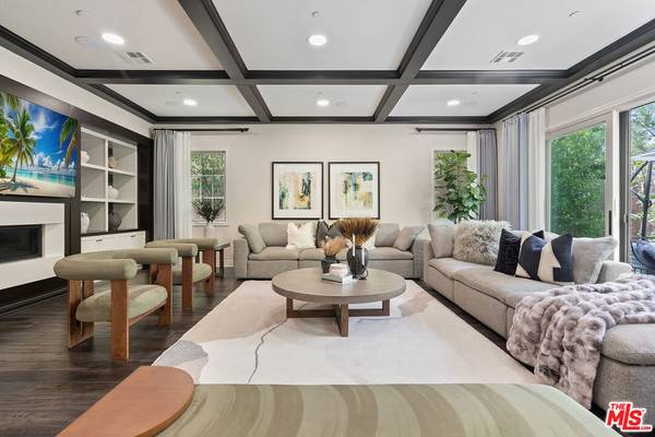 Irvine, CA 92602,55 Suede