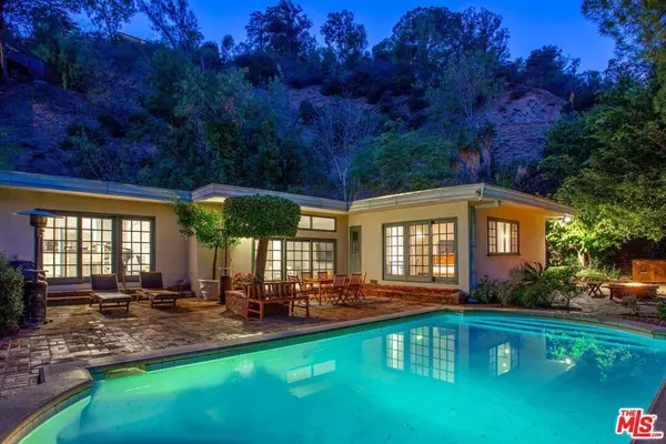 10213 Cielo DR, Beverly Hills, CA 90210