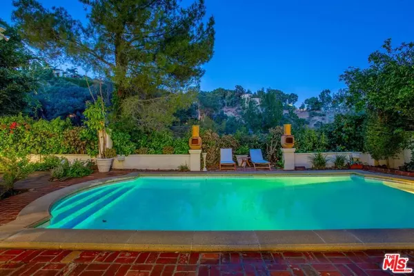 Beverly Hills, CA 90210,10216 Cielo DR