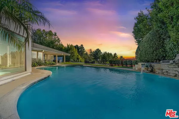 Beverly Hills, CA 90210,2177 Summitridge DR