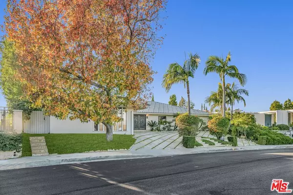 2177 Summitridge DR, Beverly Hills, CA 90210