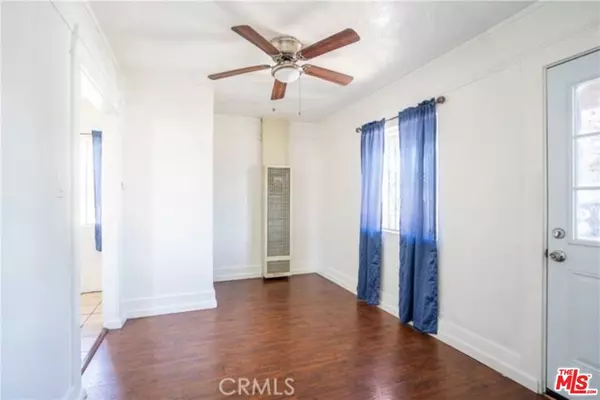 Los Angeles, CA 90033,127 N Savannah ST