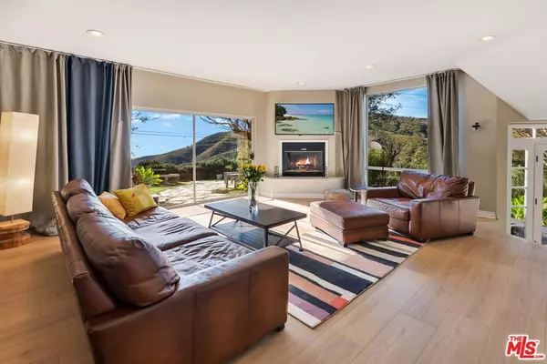 Malibu, CA 90265,4350 Hillview DR
