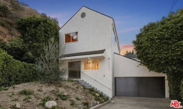 2250 Nichols Canyon RD, Los Angeles, CA 90046