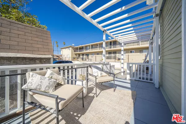 Los Angeles, CA 90019,1159 S Norton AVE