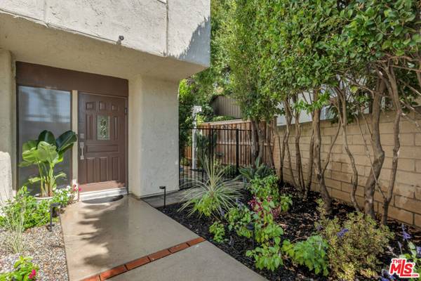 Thousand Oaks, CA 91360,603 Racquet Club LN