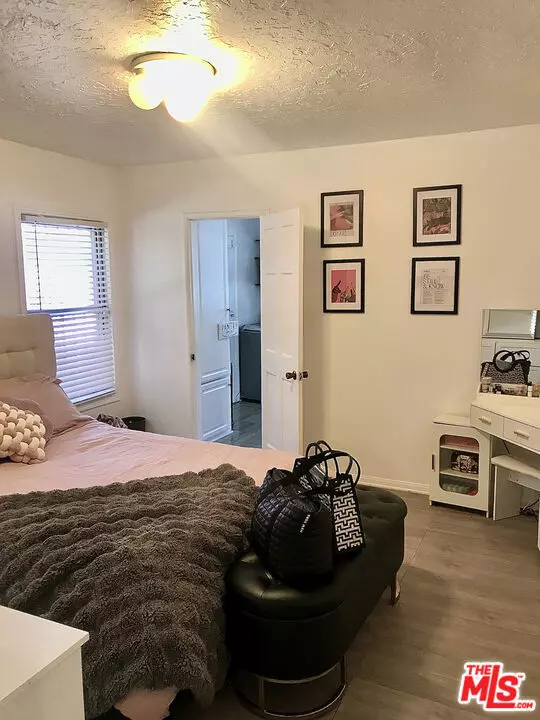 Inglewood, CA 90303,2417 W 101st ST