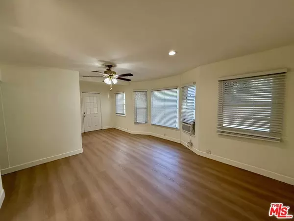 Glendale, CA 91205,221 S Kenwood ST #1