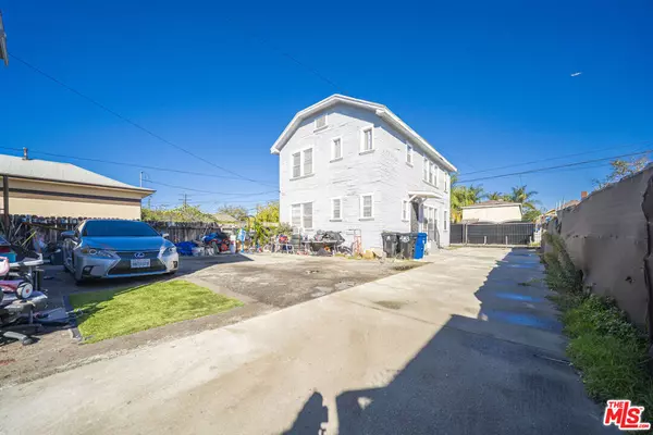 Los Angeles, CA 90011,431 E 41st PL