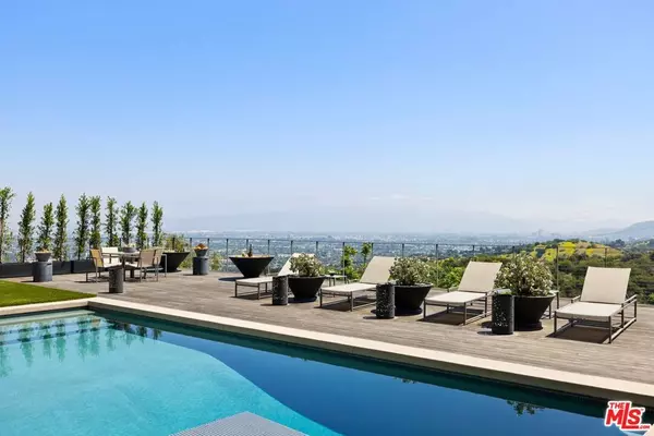 Beverly Hills, CA 90210,3337 Beverly Ranch RD