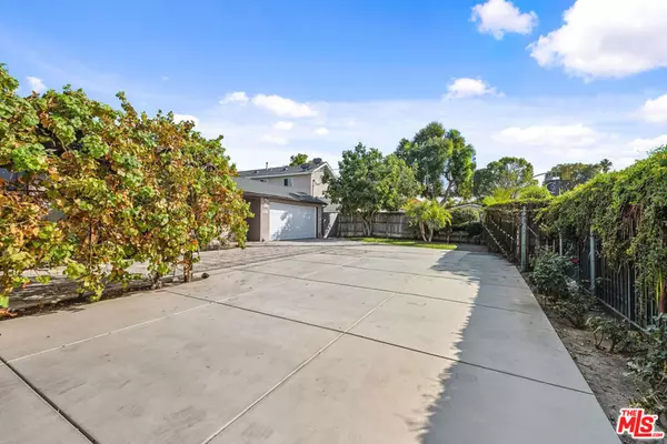 Encino, CA 91316,6308 Lindley AVE