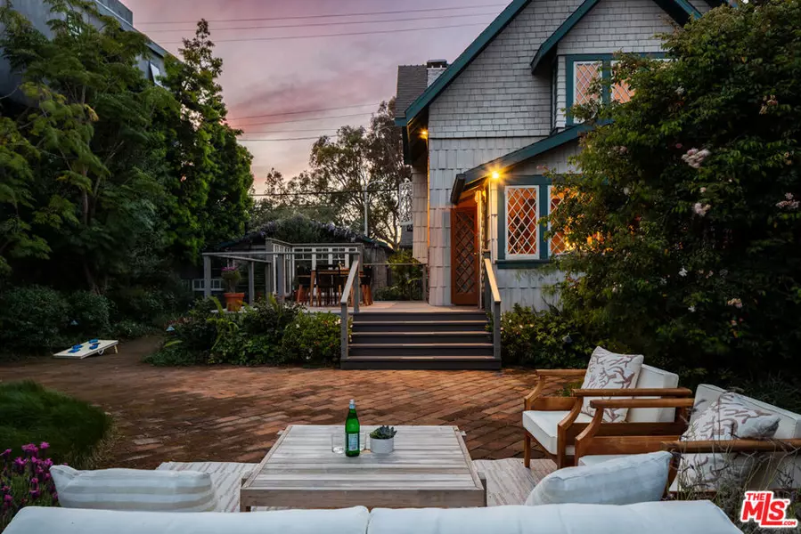 587 Grand BLVD, Venice, CA 90291