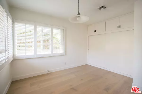 Los Angeles, CA 90066,3555 Wasatch AVE