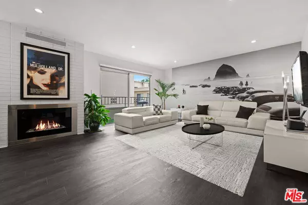 1221 N Kings RD #207, West Hollywood, CA 90069