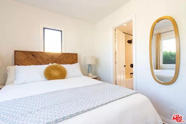 Los Angeles, CA 90016,2308 S Highland AVE