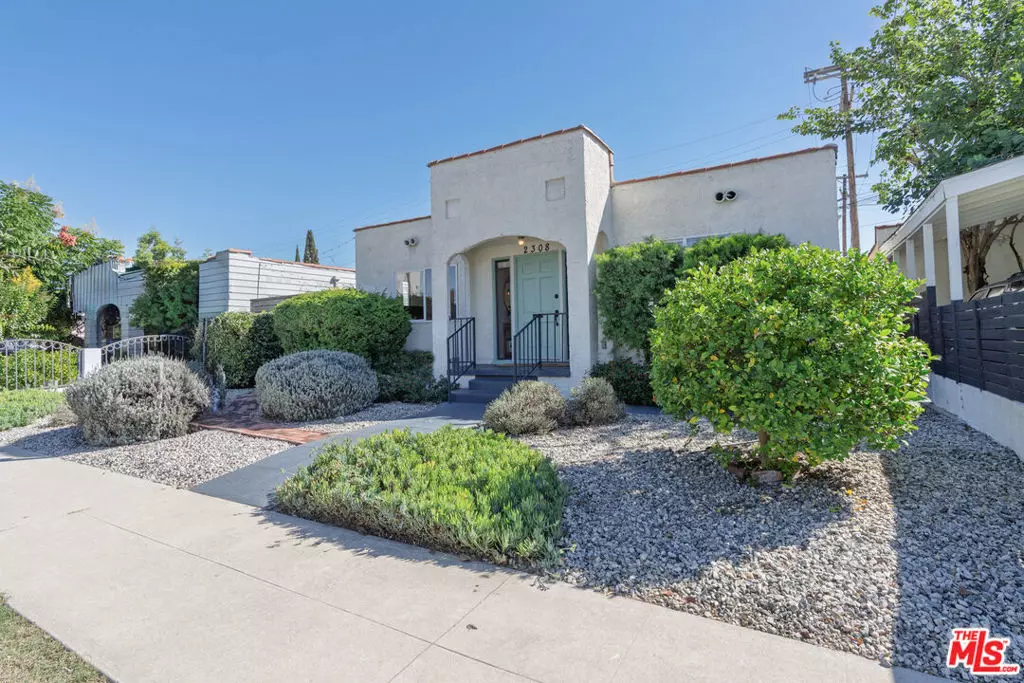 Los Angeles, CA 90016,2308 S Highland AVE