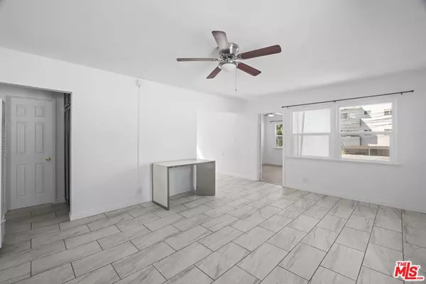 Los Angeles, CA 90034,2033 S Shenandoah ST