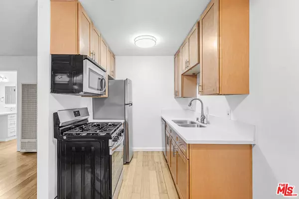 Santa Monica, CA 90405,2627 5th ST #3