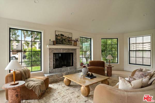 Marina Del Rey, CA 90292,851 Dickson ST