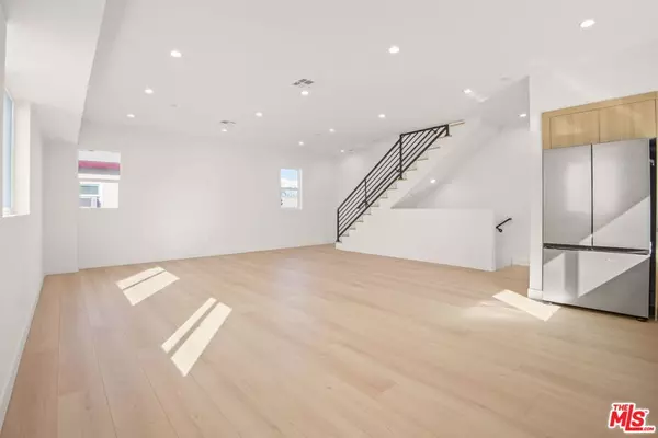 1709 S Burnside AVE, Los Angeles, CA 90019