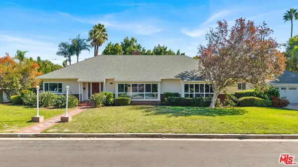 6900 Chisholm AVE, Lake Balboa, CA 91406