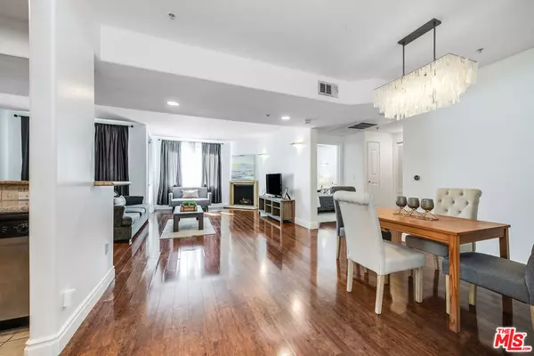 Sherman Oaks, CA 91403,4724 Kester AVE #209