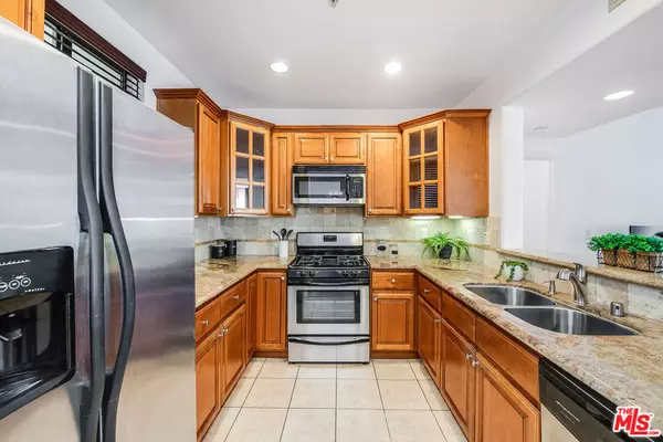 Sherman Oaks, CA 91403,4724 Kester AVE #209