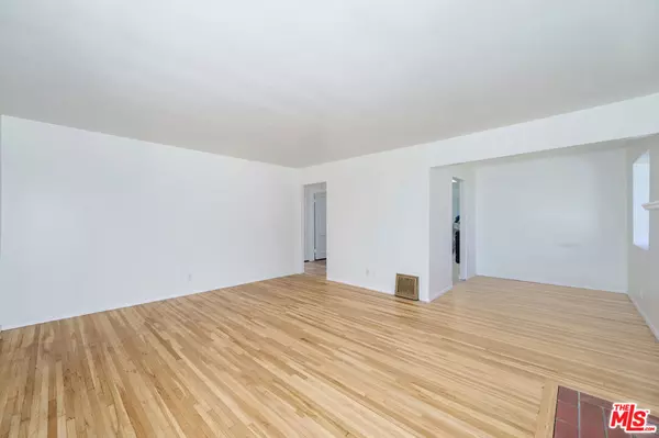 Los Angeles, CA 90034,3237 Midvale AVE